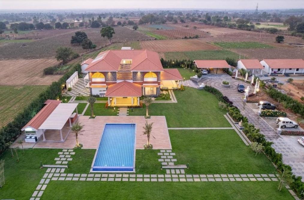 Redhomex Cove Castle Villa Haydarabad Dış mekan fotoğraf