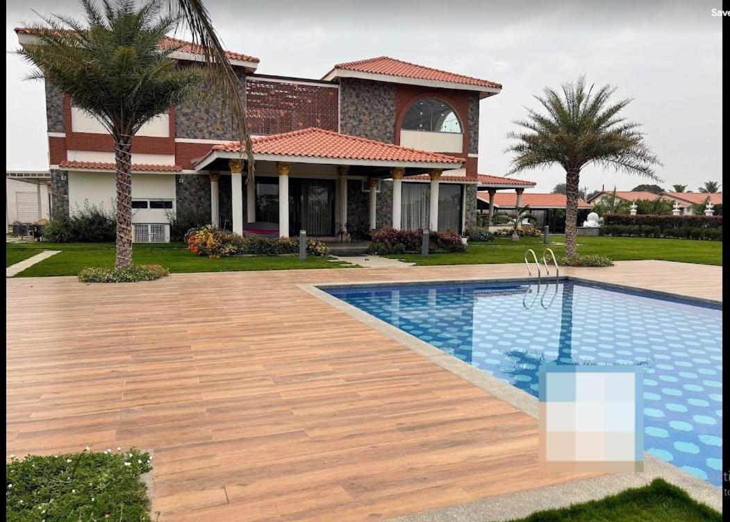 Redhomex Cove Castle Villa Haydarabad Dış mekan fotoğraf